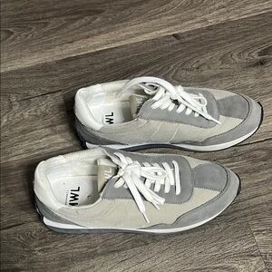 Madewell Gray and White Sneakers Classic Low-Top Design